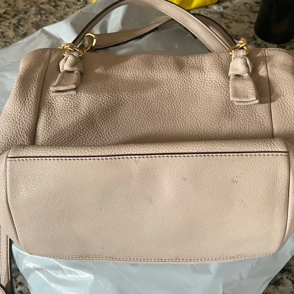 Tory Burch pebbled  Leather Bag - Picture 4 of 10